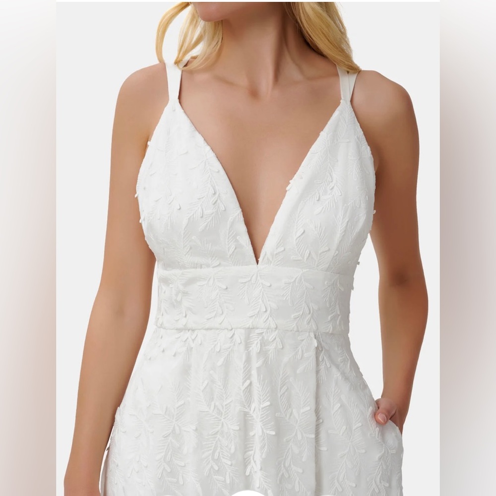 💐 AIDAN BY AIDAN MATTOX
V-Neck Ivory Embroidered Ball Gown, Sz 10 - Picture 4 of 7